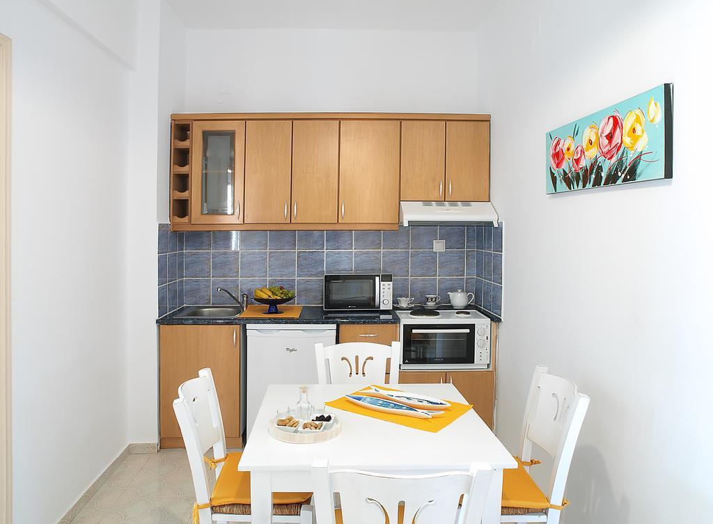 Almiris Seaside Apartments Алмирида Экстерьер фото