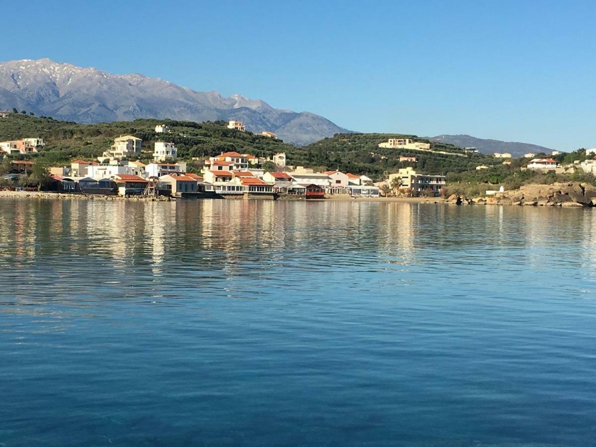 Almiris Seaside Apartments Алмирида Экстерьер фото